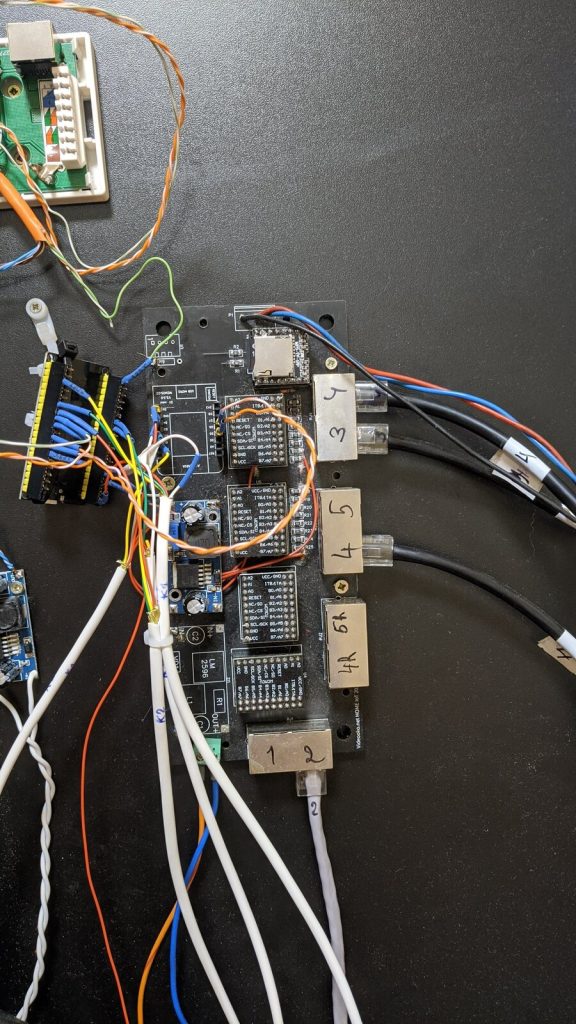 Контроллер з модулями розширення портів